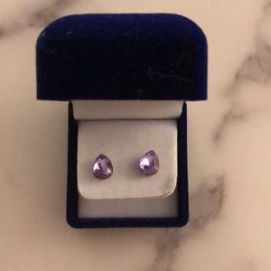 LILAC STUD EARRINGS